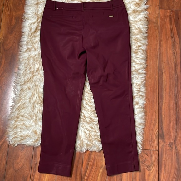 Anne Klein burgundy crop pant - Picture 5 of 8
